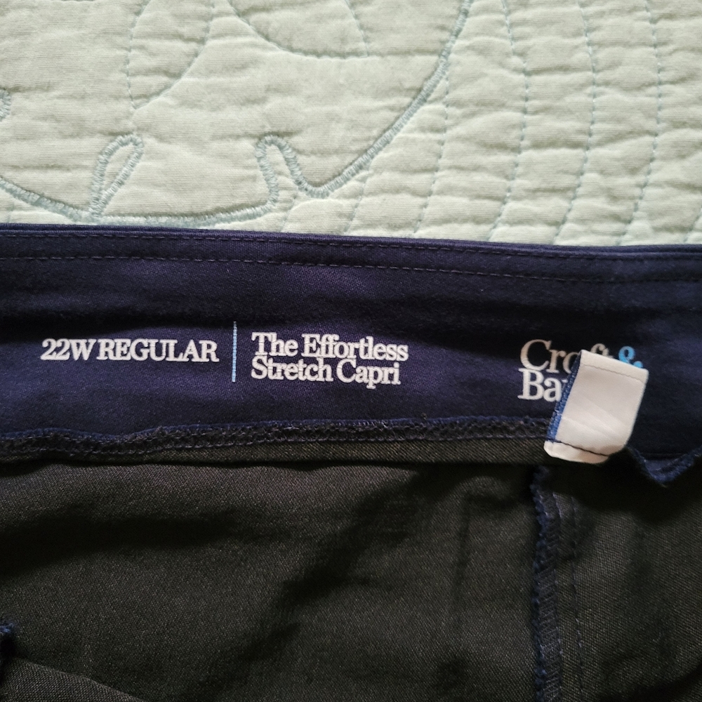 Women's capris